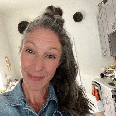 Philadelphia plant sitter - Drop-In Visits - Philadelphia, PA 19122